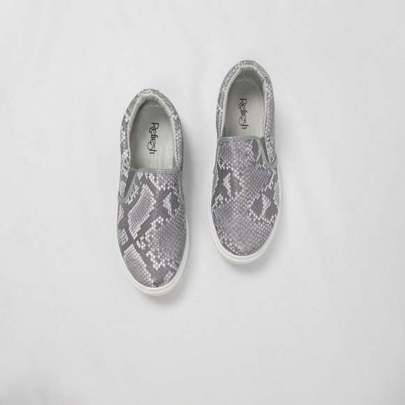 Snake Print Loafers - Picture 2 of 8